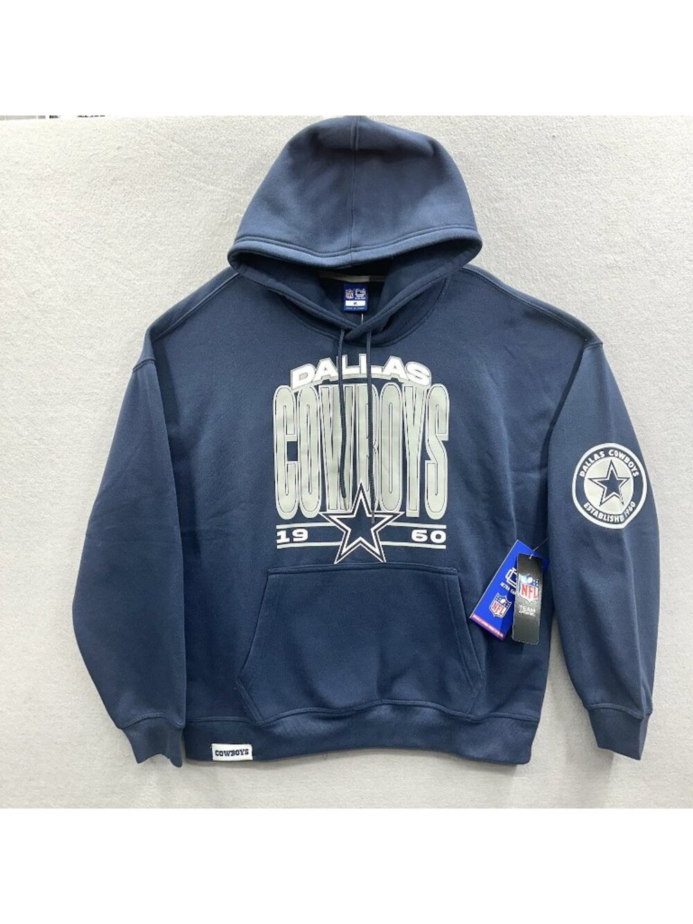 NWT Dallas Cowboys NFL Hoodie Unisex Size M Fan Texas Gray Navy White Football